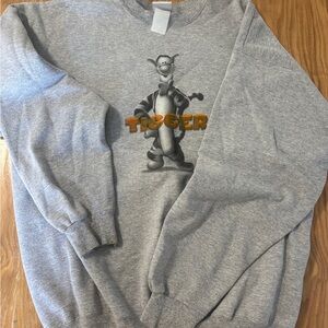 Y2K Disney Gray Tigger Crewneck